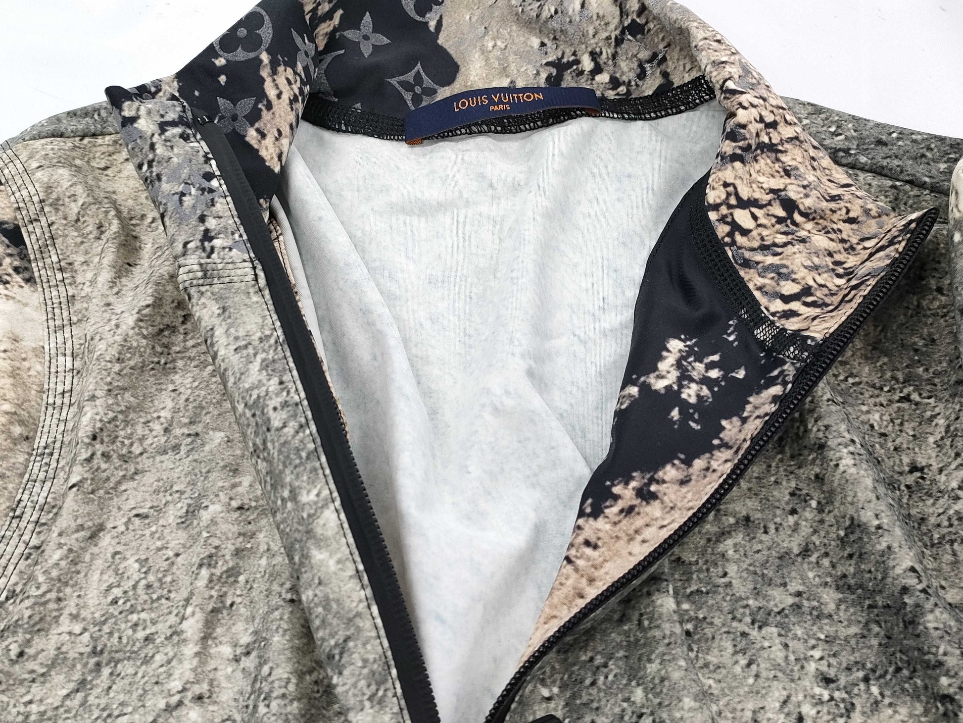 LOUIS VUITTON LOUIS VUITTON Rashguard Size L Tops