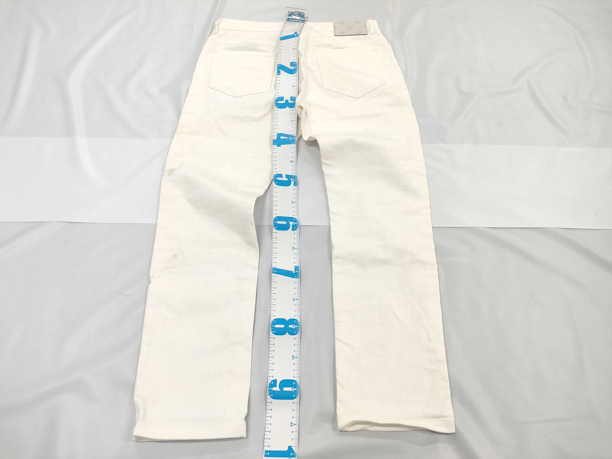 LOUIS VUITTON LOUIS VUITTON Denim Pants Size 32 Pants