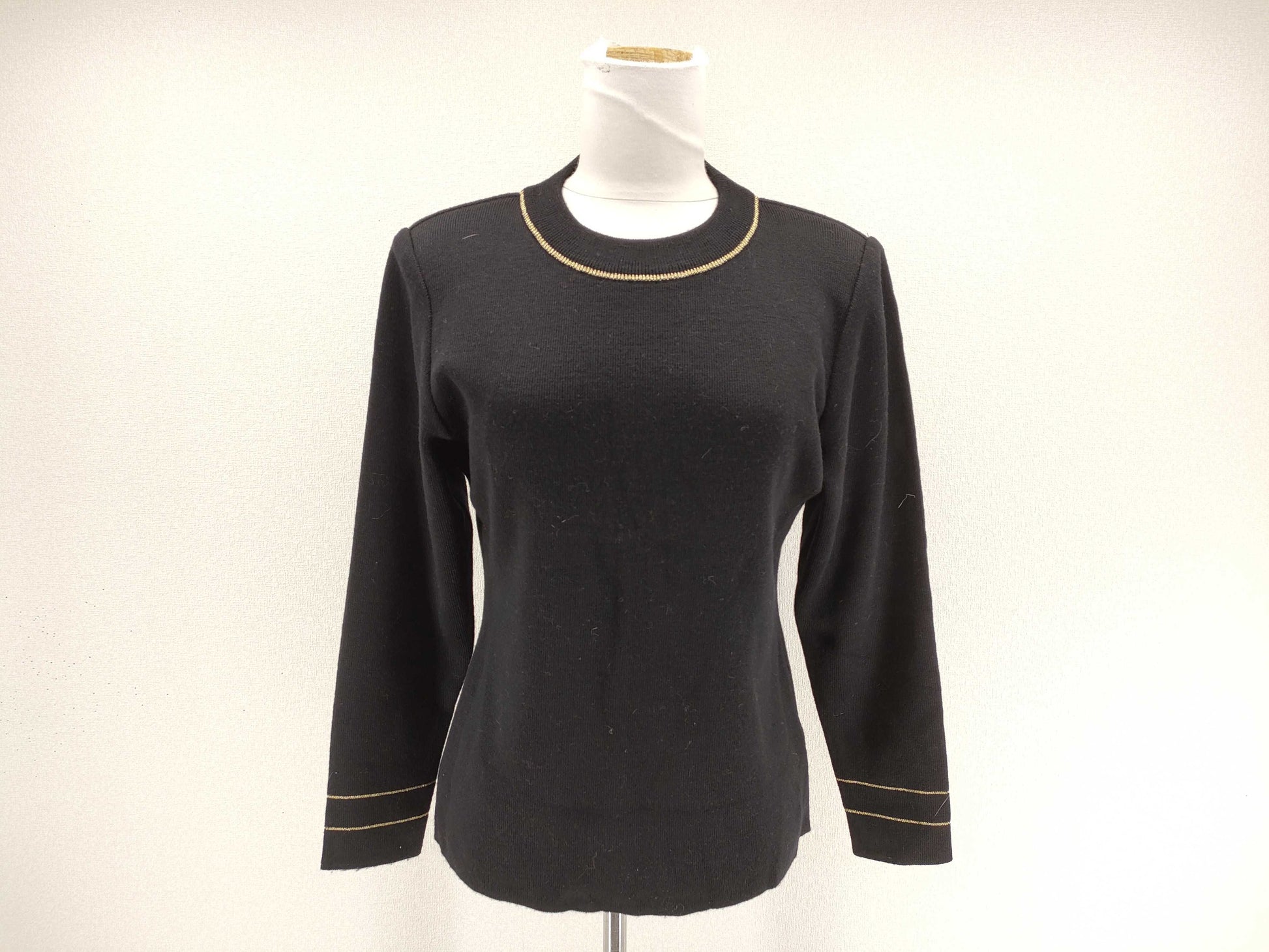 Yves Saint Laurent Yves Saint-Laurent Long Sleeve Sweater Top