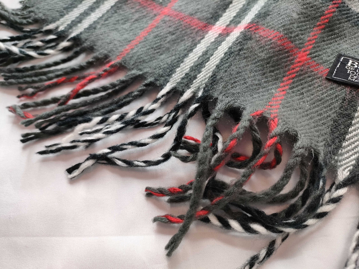 BURBERRY Burberrys Scarf Scarf