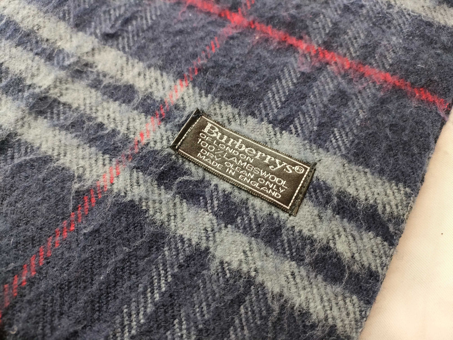 BURBERRY Burberrys Scarf Scarf