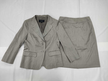 BURBERRY LONDON Suit Size 42 Other Apparel