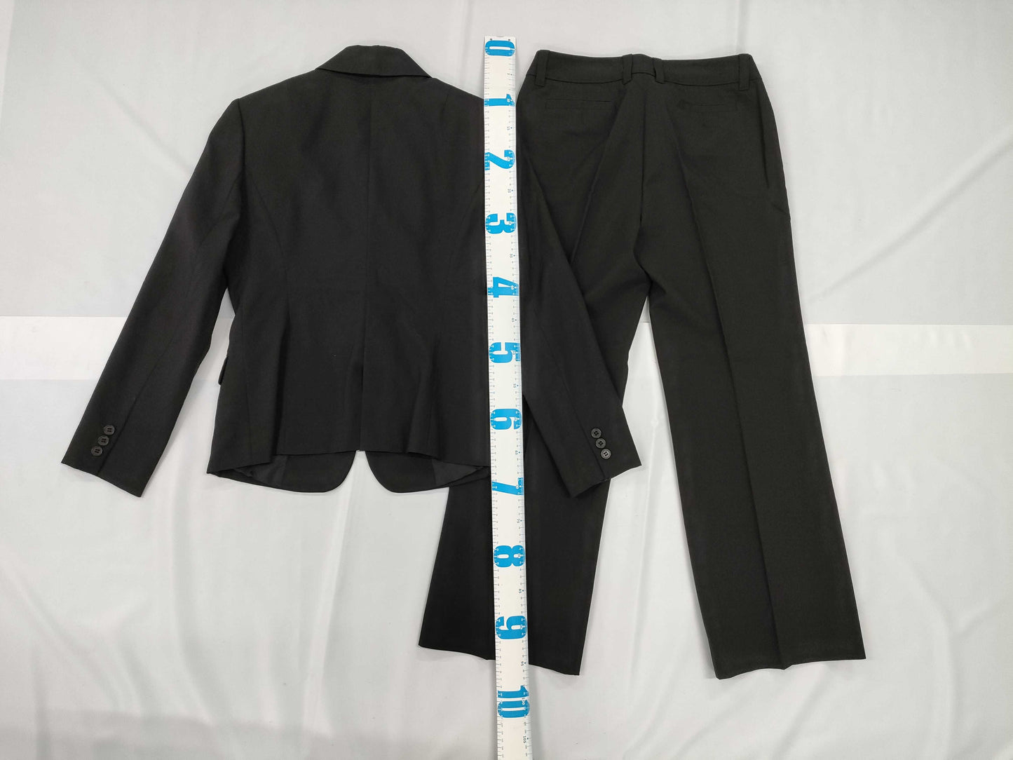 BURBERRY LONDON Suit Size 42 Other Apparel