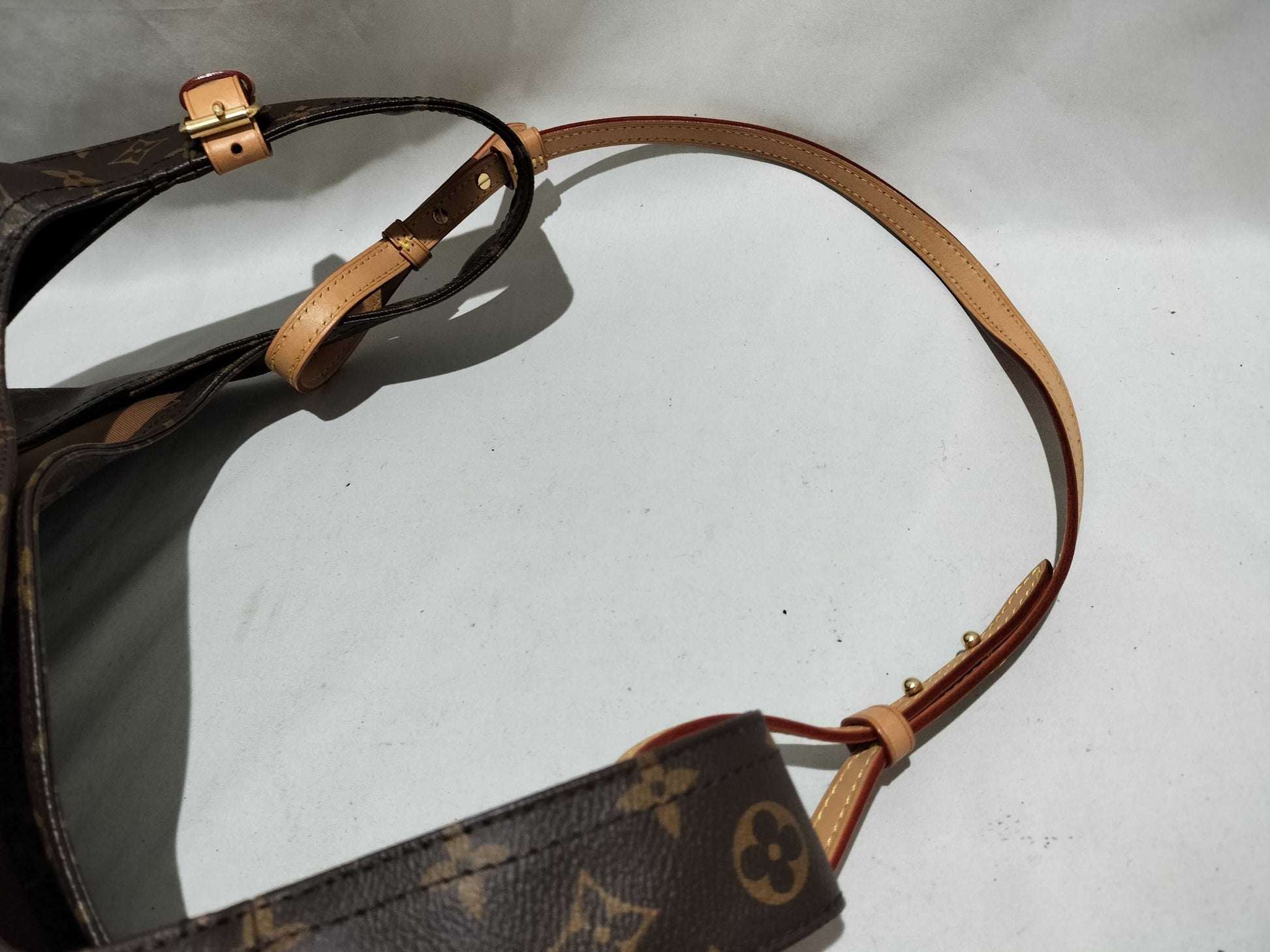 LOUIS VUITTON Monogram Louis Vuitton Atlantis Shoulder Bag