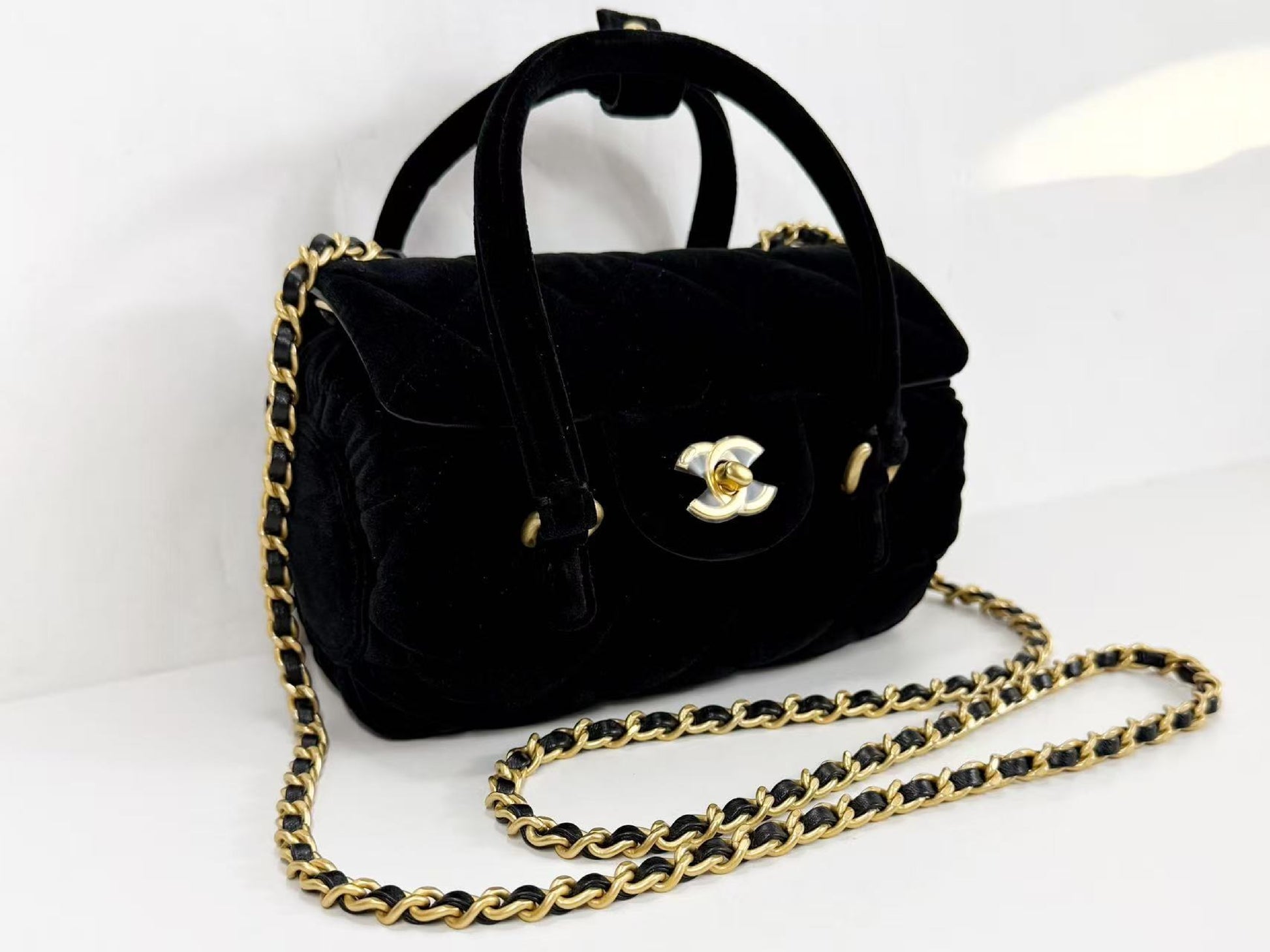 CHANEL Black Velvet Top Handle 2-Way Bag, Approx. W17 x H11 x D10cm Vintage G Hardware Mini Boston Shoulder Bag AHU05XC1 Excellent Condition S-A