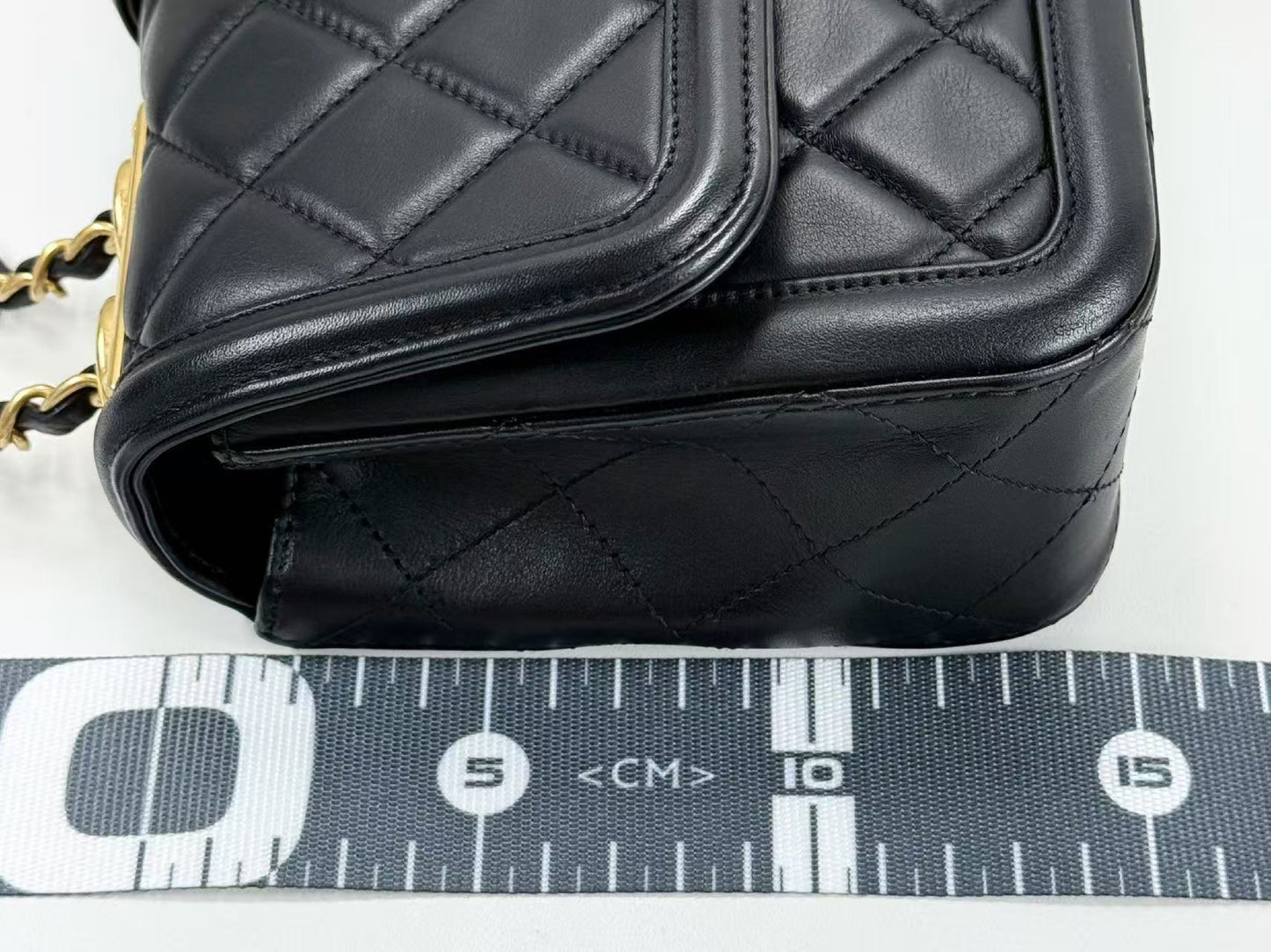 CHANEL Matelasse Black Elegant Double Chain Bag, W26cm, H15cm, D7cm, Approx. 20 Series [G Card and Sticker Included] Vintage G Hardware Shoulder Bag, 20761513, Excellent Condition