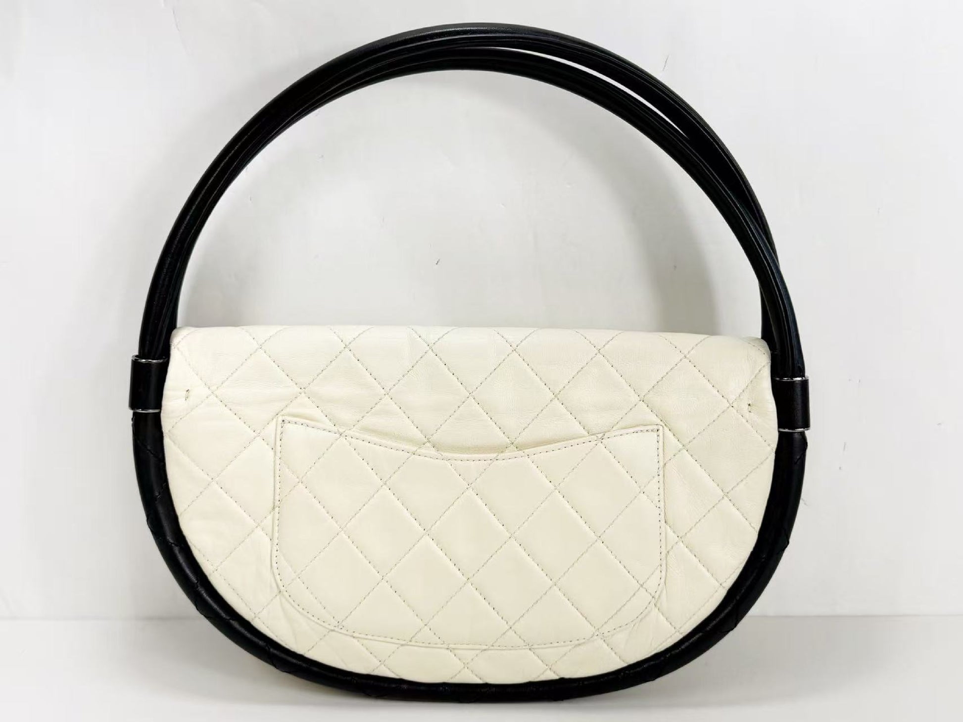 CHANEL Hula Hoop, Two-tone, W28cm, Approx. 18th Series [Sealed], Silver Hardware, Handbag 18033428, Excellent Condition, AB