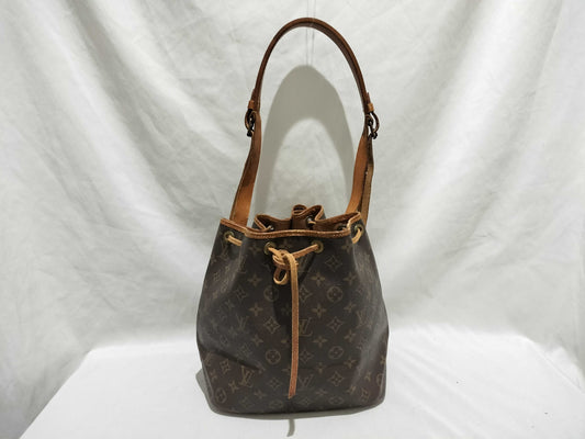 LOUIS VUITTON Monogram Petit Noe Shoulder Bag M42226 Shoulder Bag