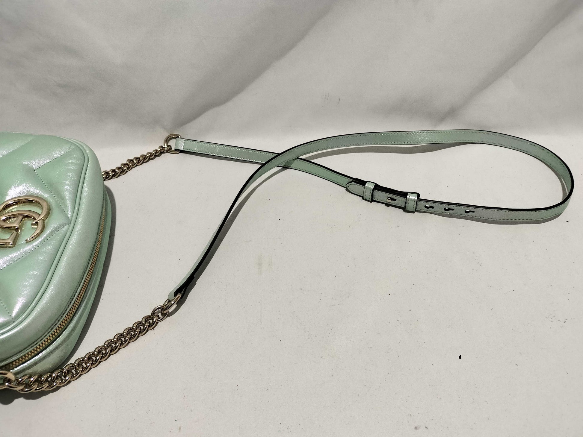 GUCCI GG Marmont Aurora Shoulder Bag