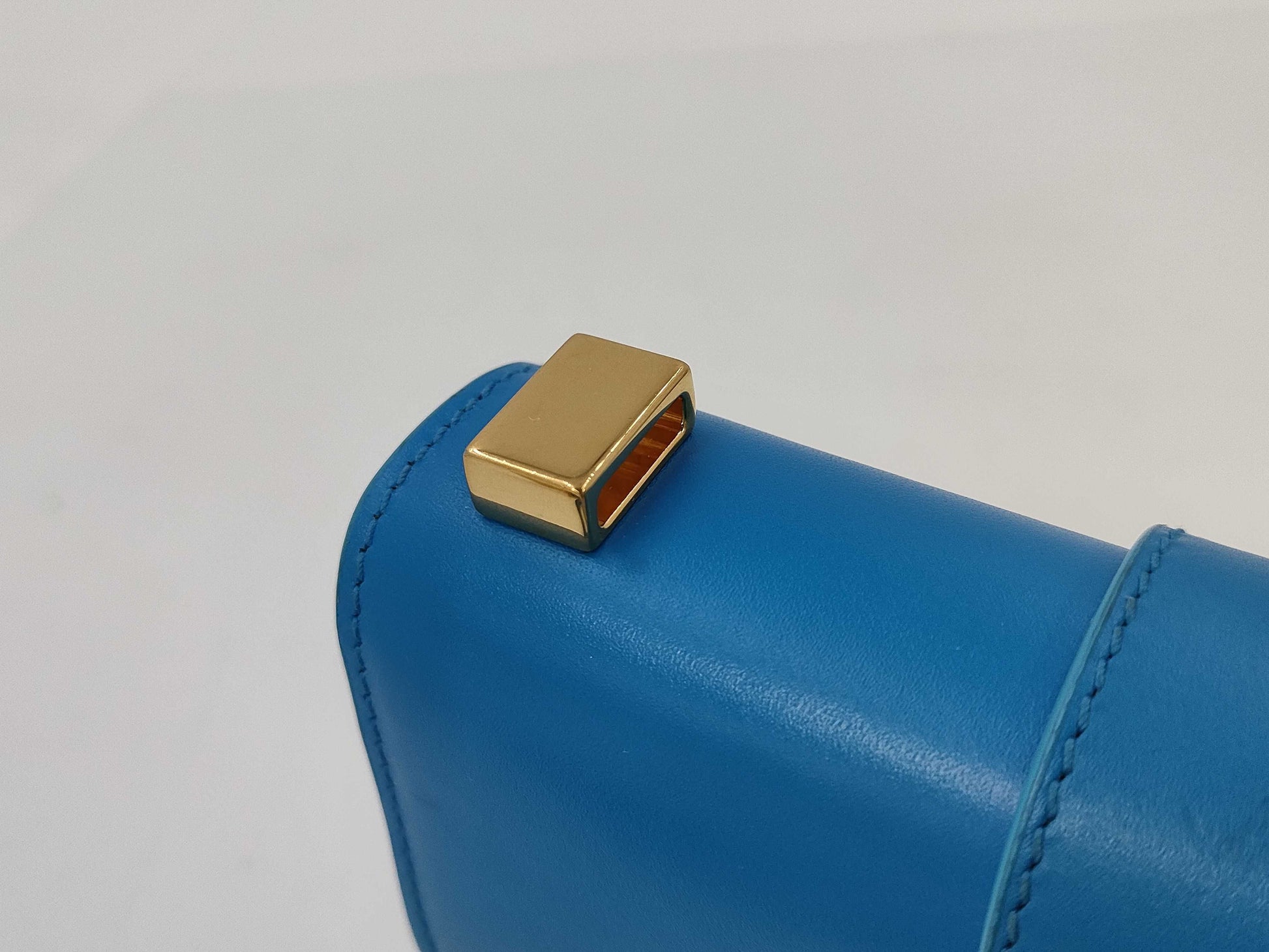 30 Montaigne Micro Shoulder Bag Shoulder Bag