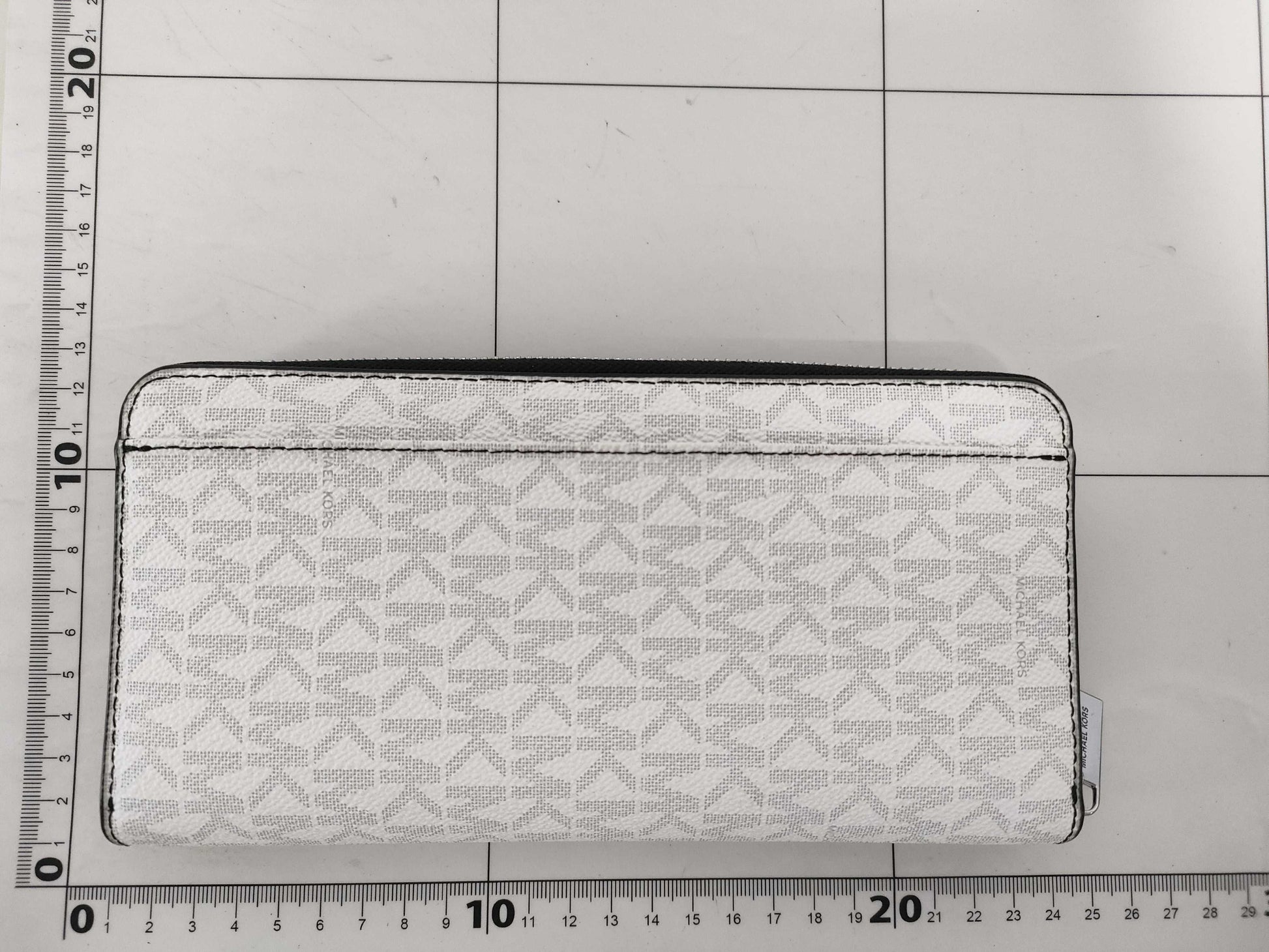 Michael Kors MK Signature Round Long Wallet