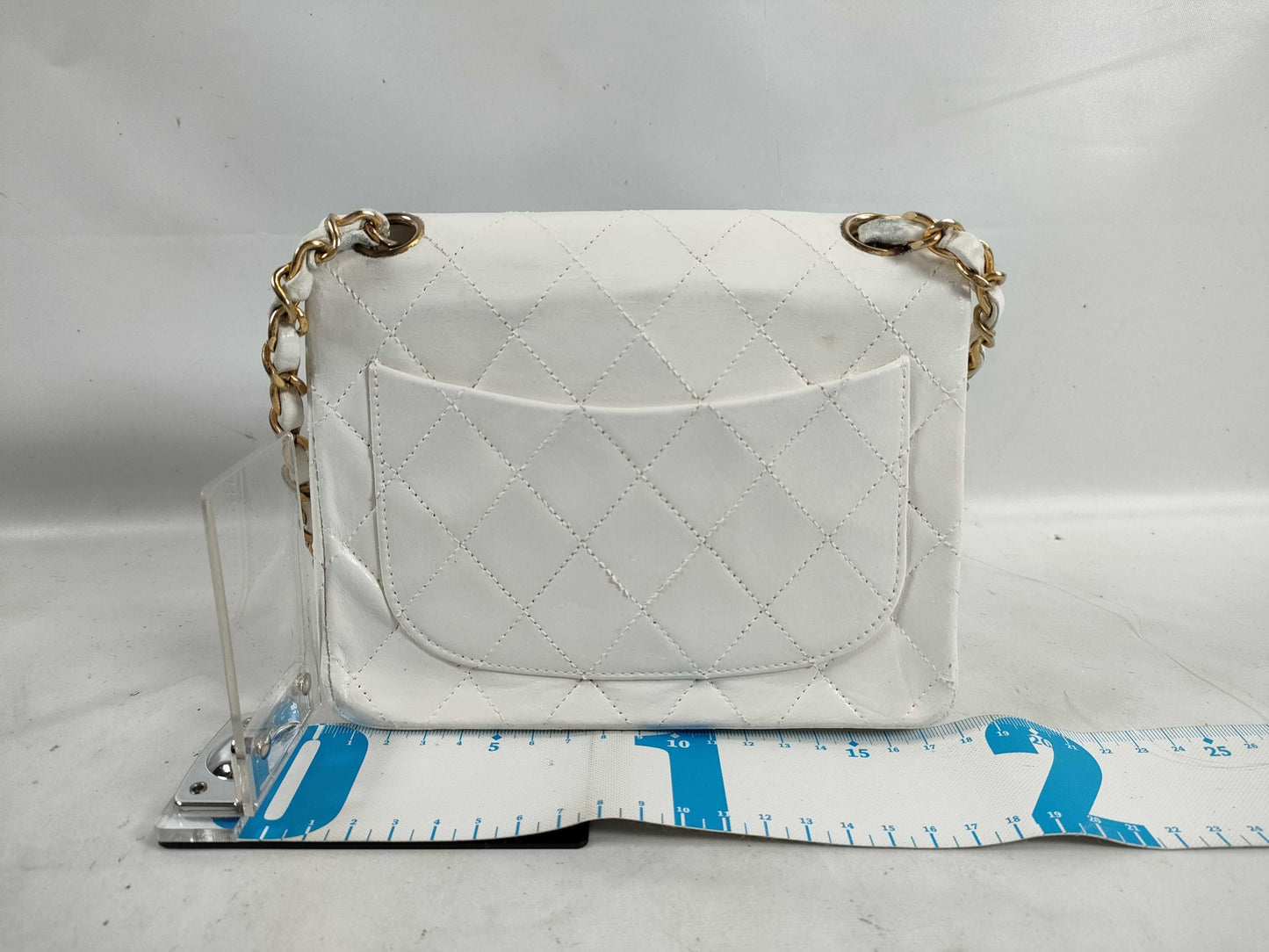 CHANEL Matelasse CHANEL Mini Chain Shoulder Bag White