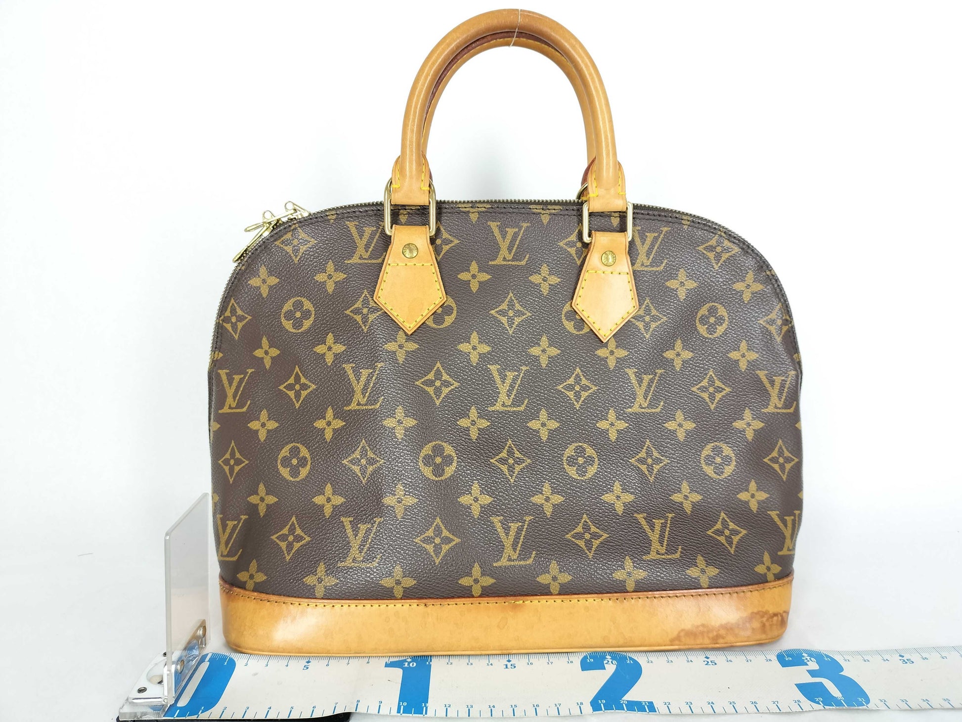 LOUIS VUITTON Monogram Louis Vuitton Monogram Alma Handbag M51130 Handbag