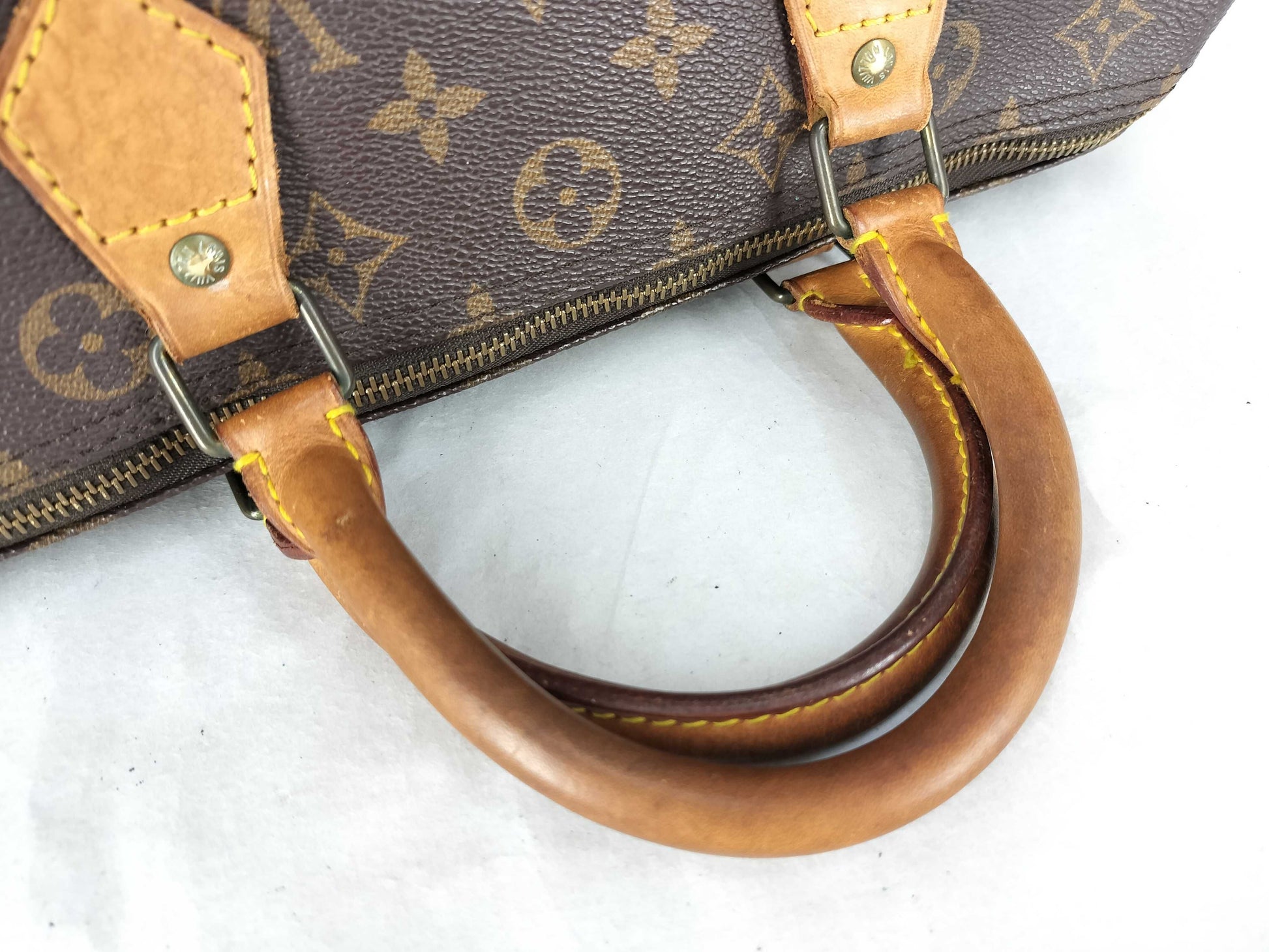 LOUIS VUITTON Monogram Louis Vuitton Monogram M41526 Speedy 30 Handbag