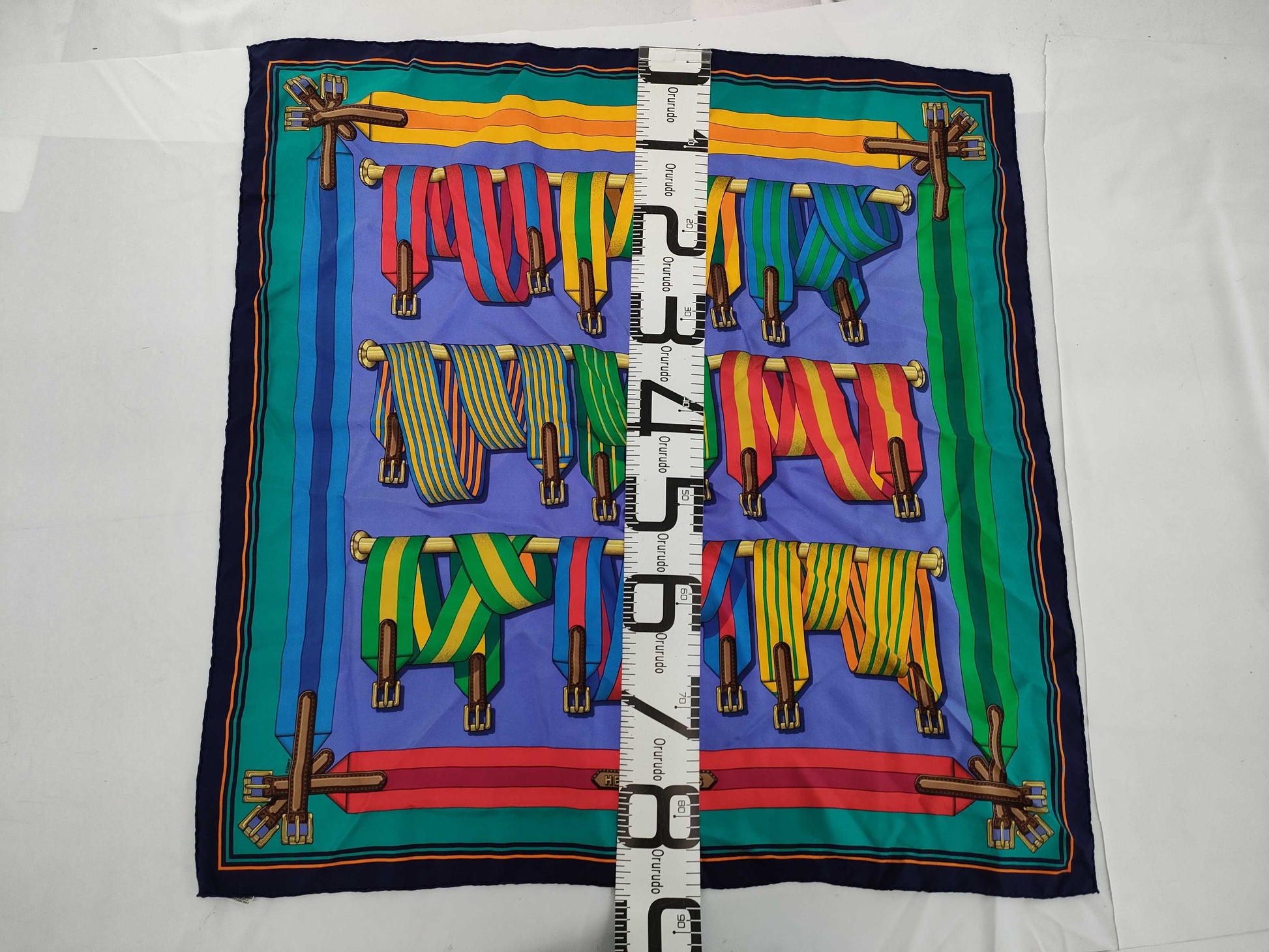 HERMES Carre Scarf