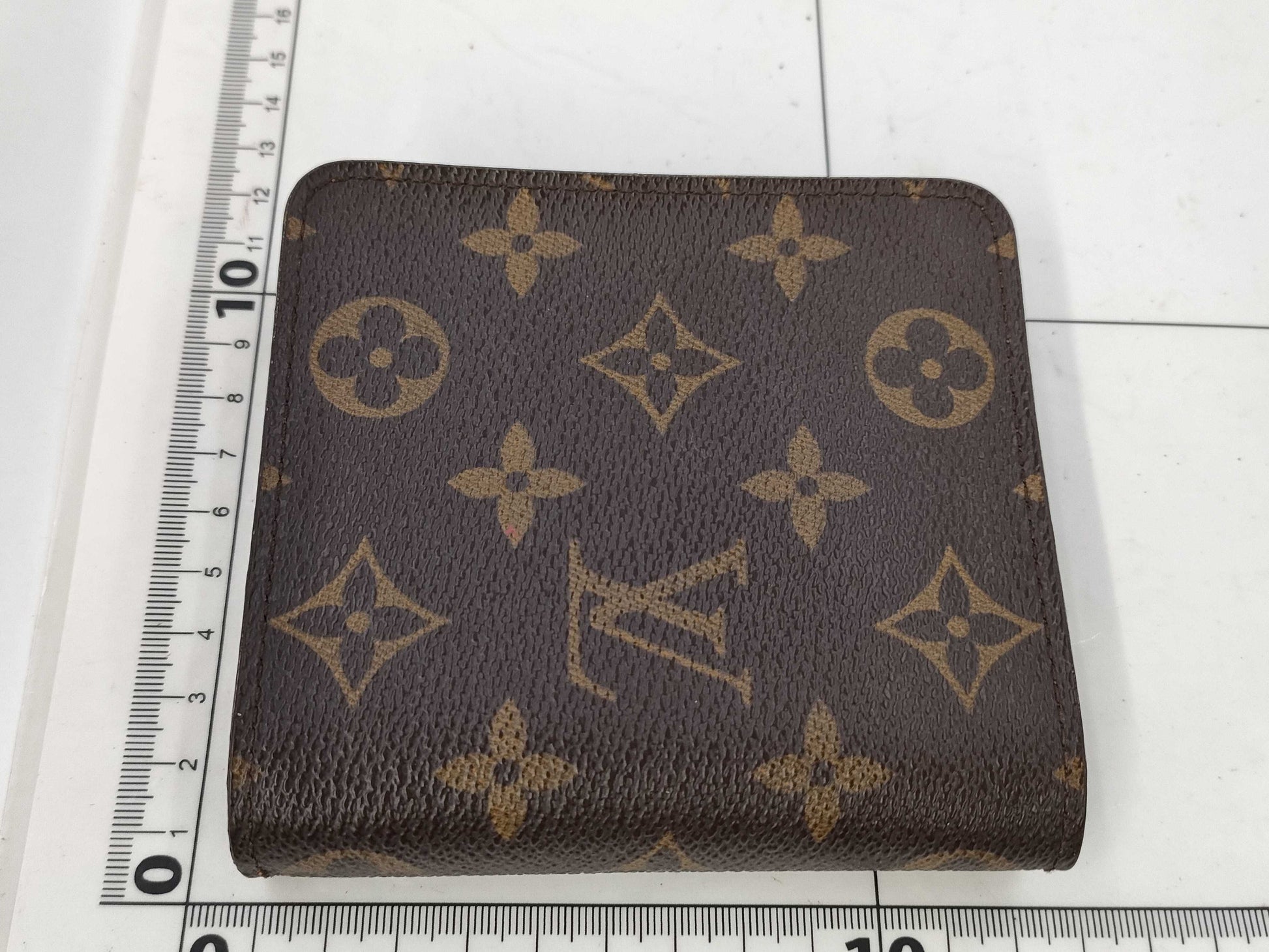 LOUIS VUITTON Monogram Wallet