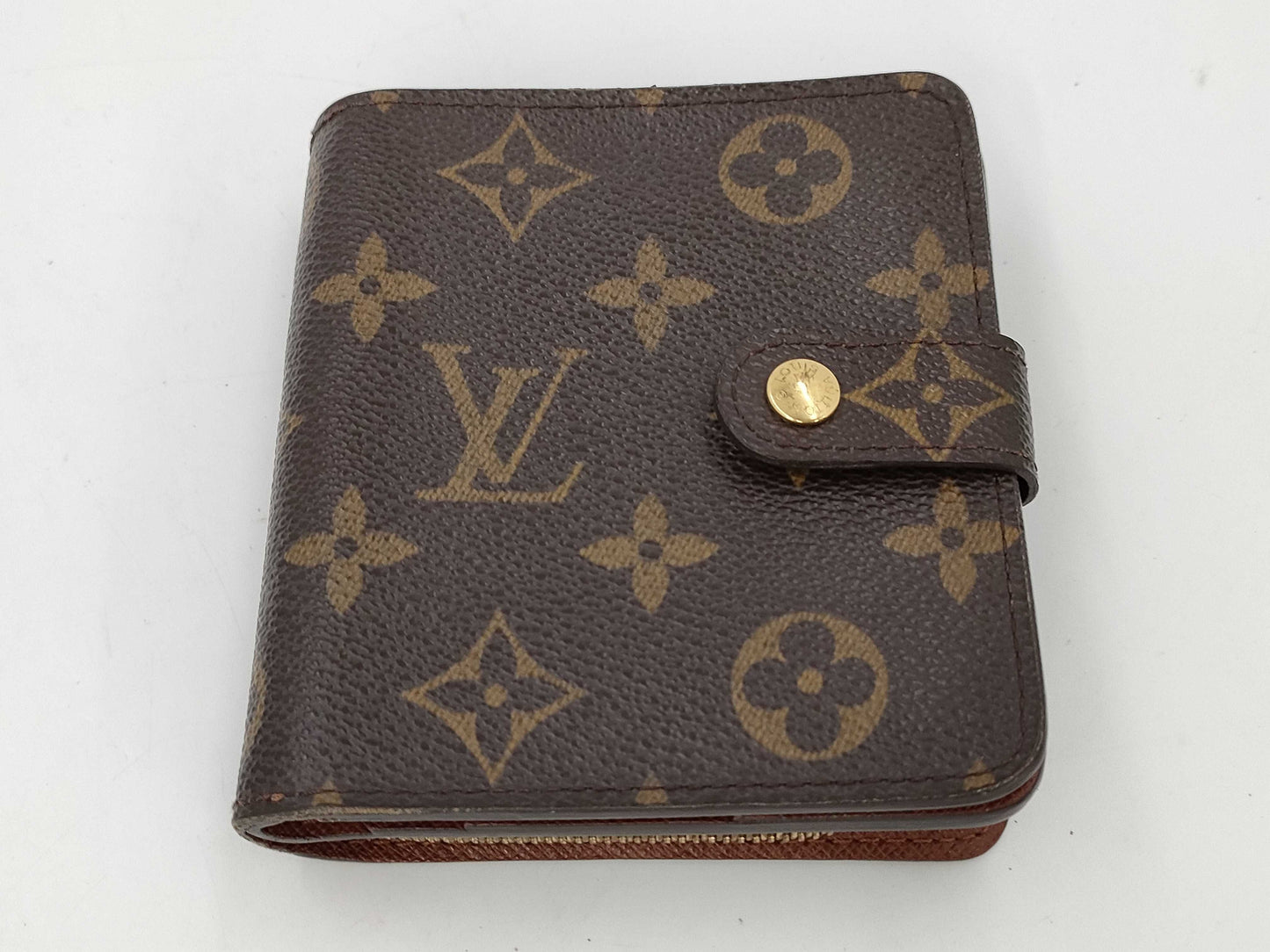 LOUIS VUITTON Monogram Wallet