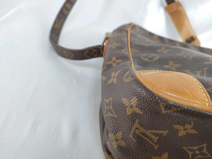 LOUIS VUITTON Monogram Brand Bag Shoulder Bag Louis Vuitton Shoulder Bag