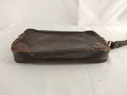 LOUIS VUITTON Monogram Brand Other Pouch Louis Vuitton Second Bag
