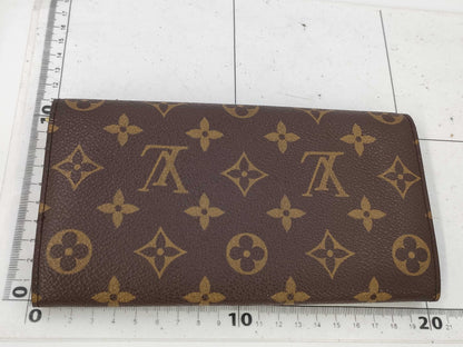 LOUIS VUITTON Monogram Wallet