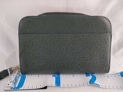 LOUIS VUITTON Taiga Brand Bag Other Bags Louis Vuitton Second Bag