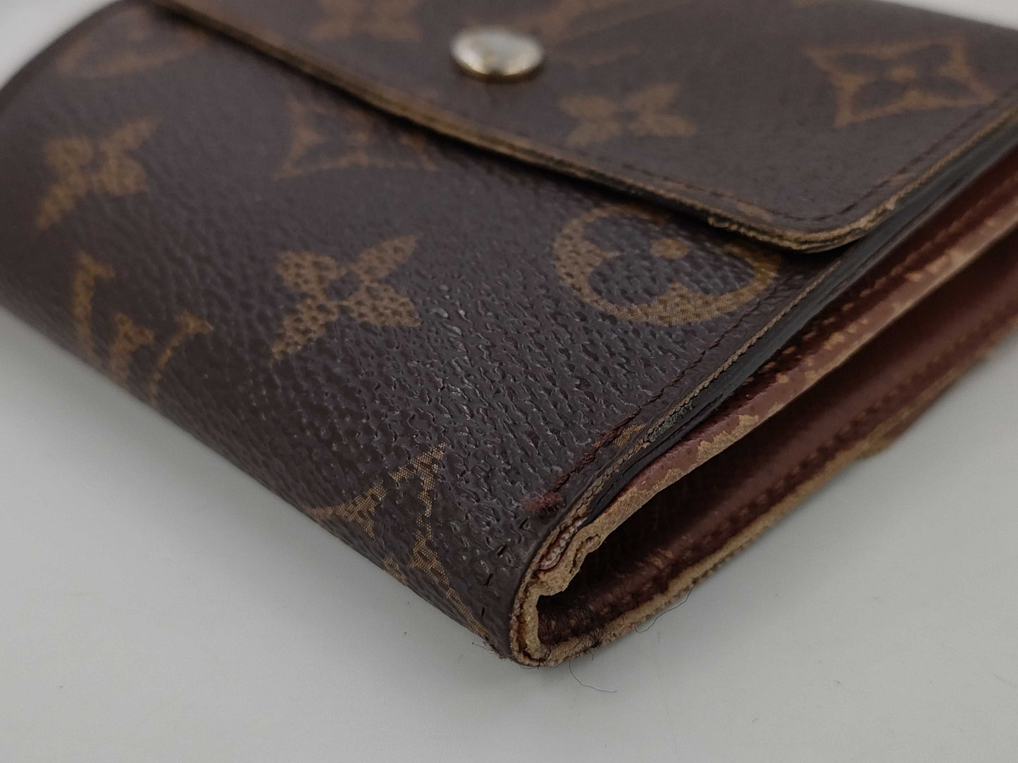 LOUIS VUITTON Monogram Wallet