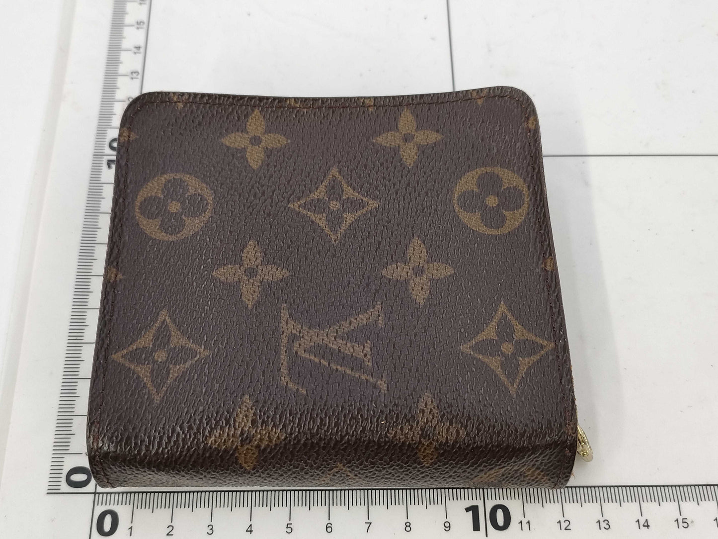 LOUIS VUITTON Monogram Wallet