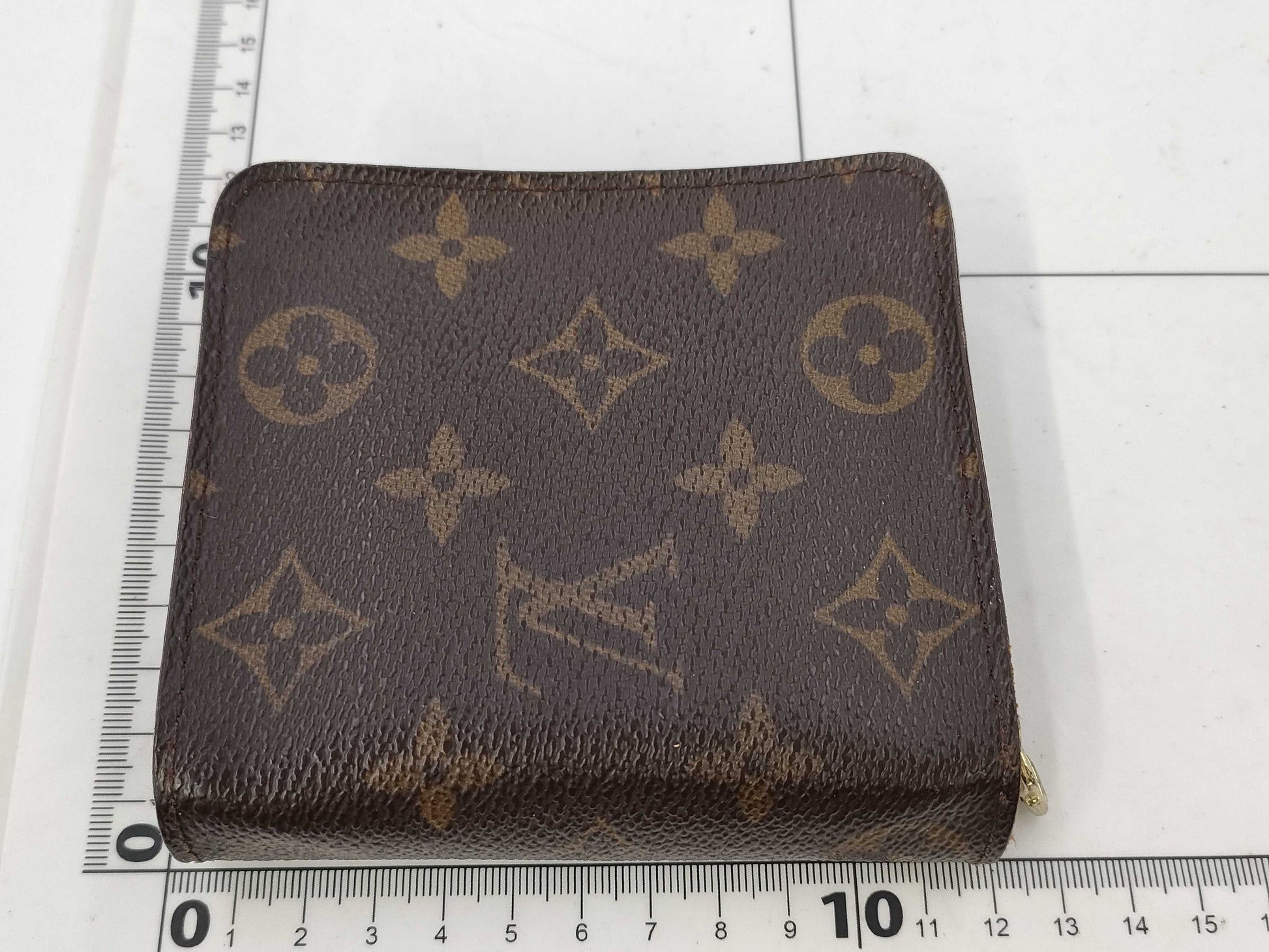 LOUIS VUITTON Monogram Wallet