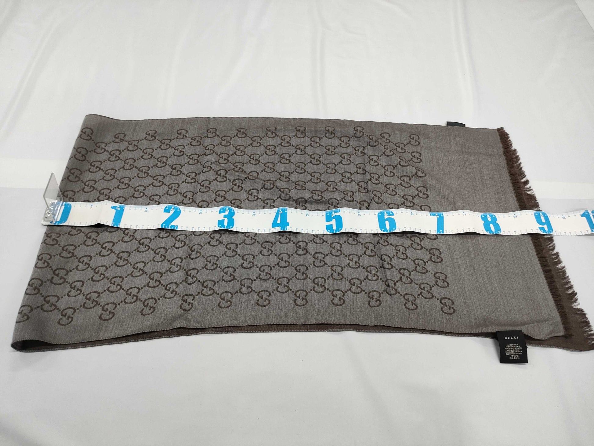 GUCCI New Tag GG Pattern Stole Gray Scarf