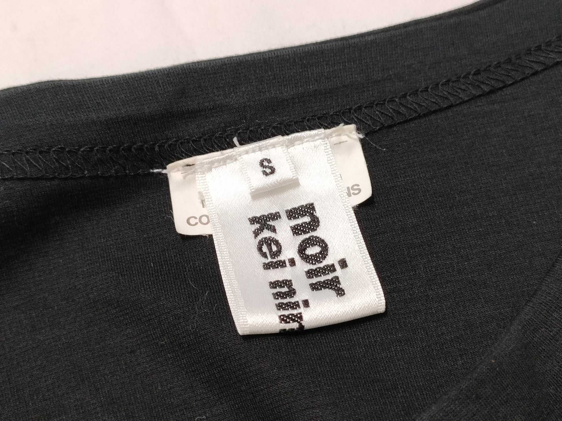 COMME des GARÇONS noir kei ninomiya COMME des GARÇONS cardigan, Chinese pattern, ruffle, noir kei ninomiya, Comme des Garçons AD2020 top