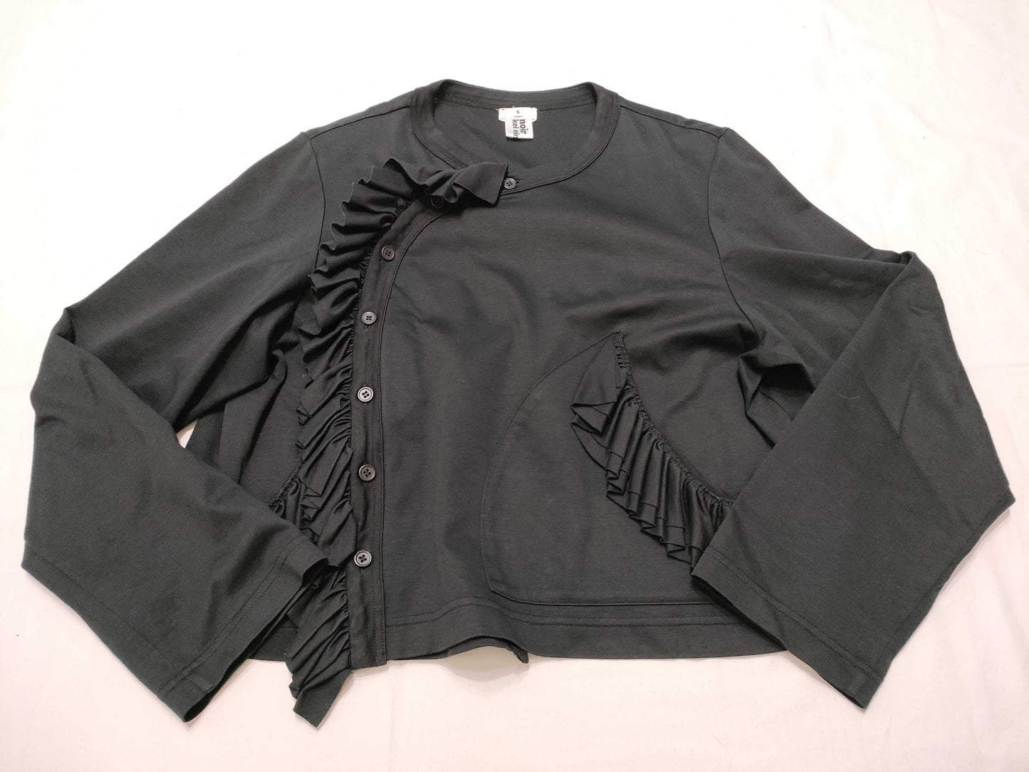 COMME des GARÇONS noir kei ninomiya COMME des GARÇONS cardigan, Chinese pattern, ruffle, noir kei ninomiya, Comme des Garçons AD2020 top