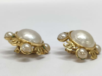 CHANEL Coco Pearl Earrings