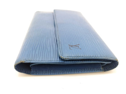 LOUIS VUITTON Epi International Wallet