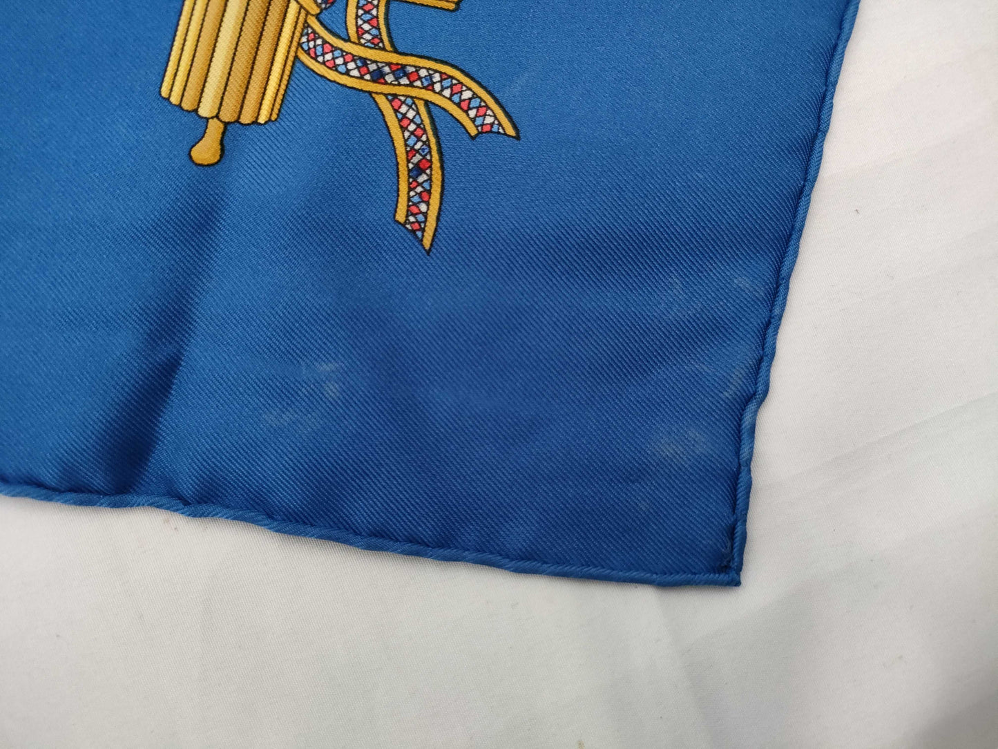 HERMES Carré 90 1789 LIBERTE EGALITE FRATERNITE REPUBLIQUE FRANCAISE Silk Scarf in Blue and Red, Commemorating the French Revolution