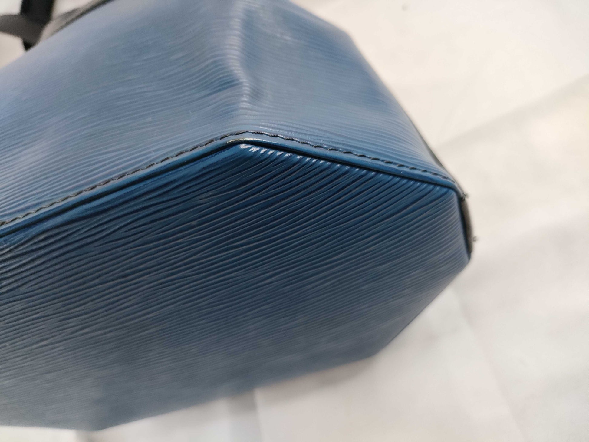 LOUIS VUITTON Epi Sac de Paul M80157/VI0932 Shoulder Bag