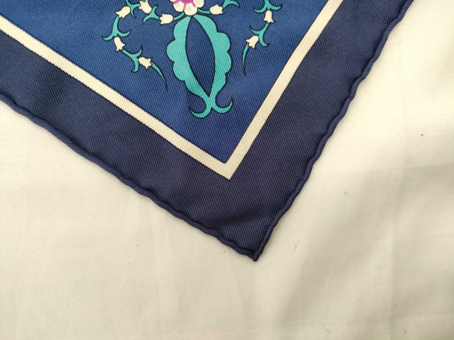 HERMES Carre Hermes Scarf Carre Persian Poem No Tag Other Accessories