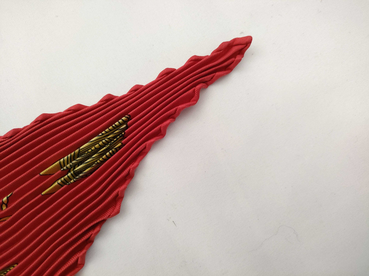 HERMES Carre Hermes Scarf Pleated Carre with Box Other Accessories