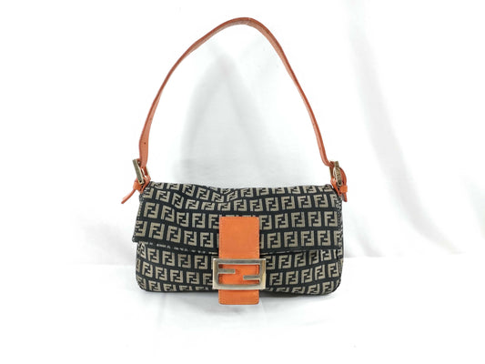 FENDI Mamma Bucket Handbag