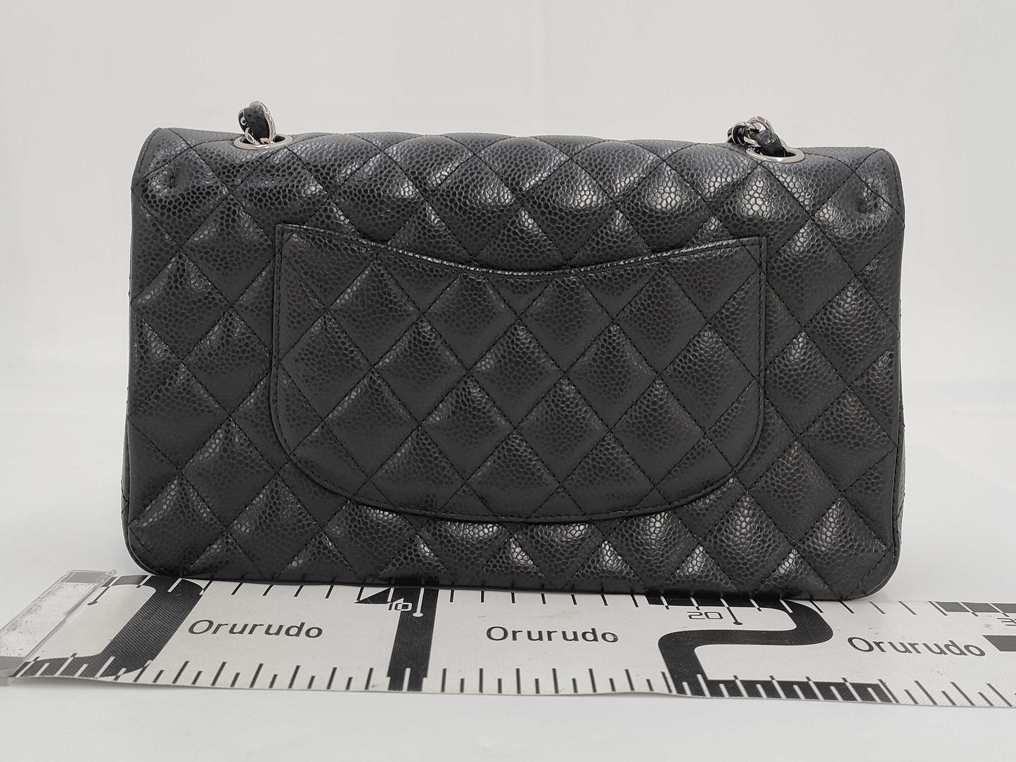 CHANEL CHANEL Matelasse 25 Classic Caviar Leather Shoulder Bag with Silver Hardware A01112