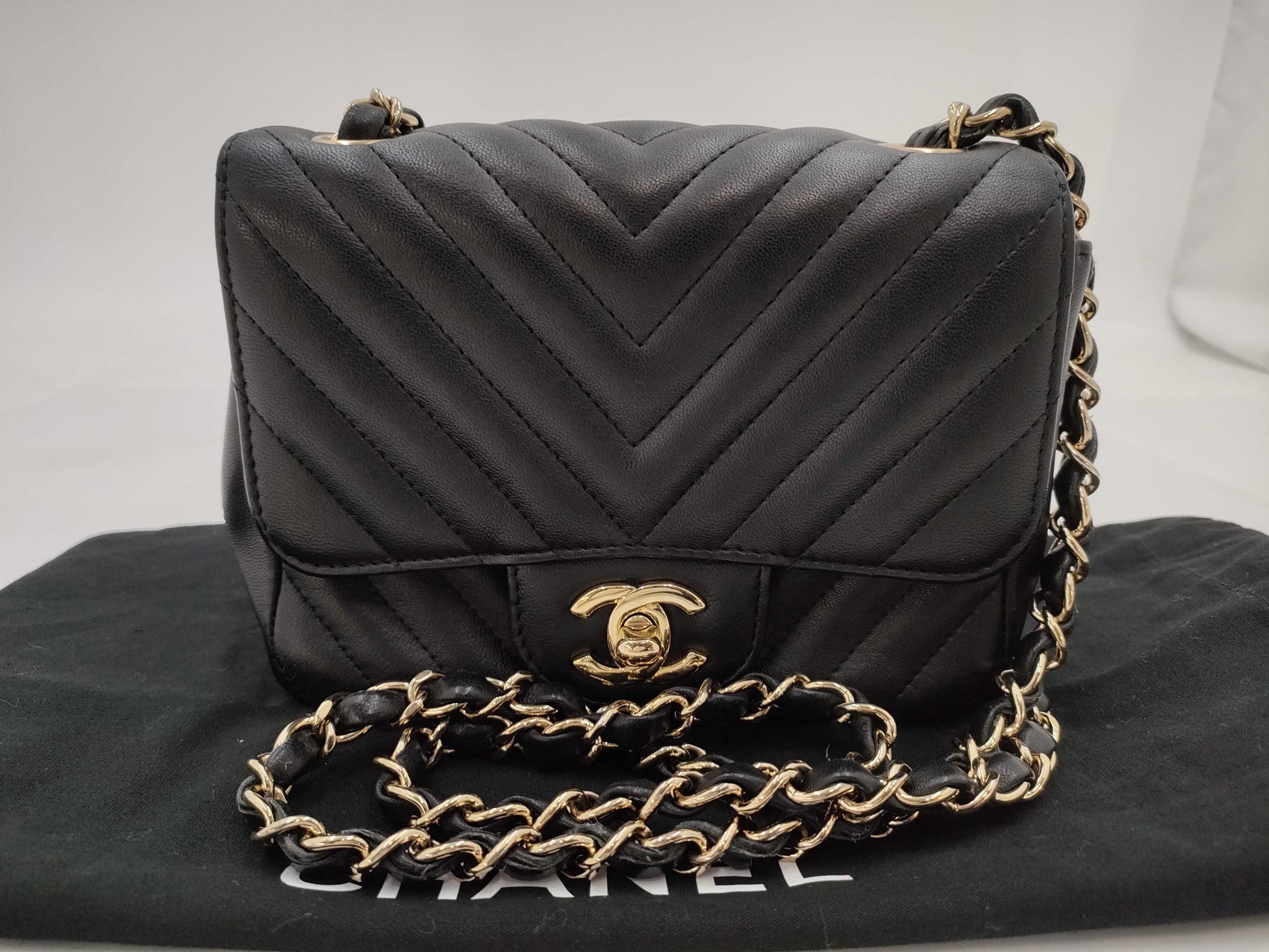 CHANEL CHANEL Matelasse Mini Lambskin Chevron Shoulder Bag with GD Hardware A35200