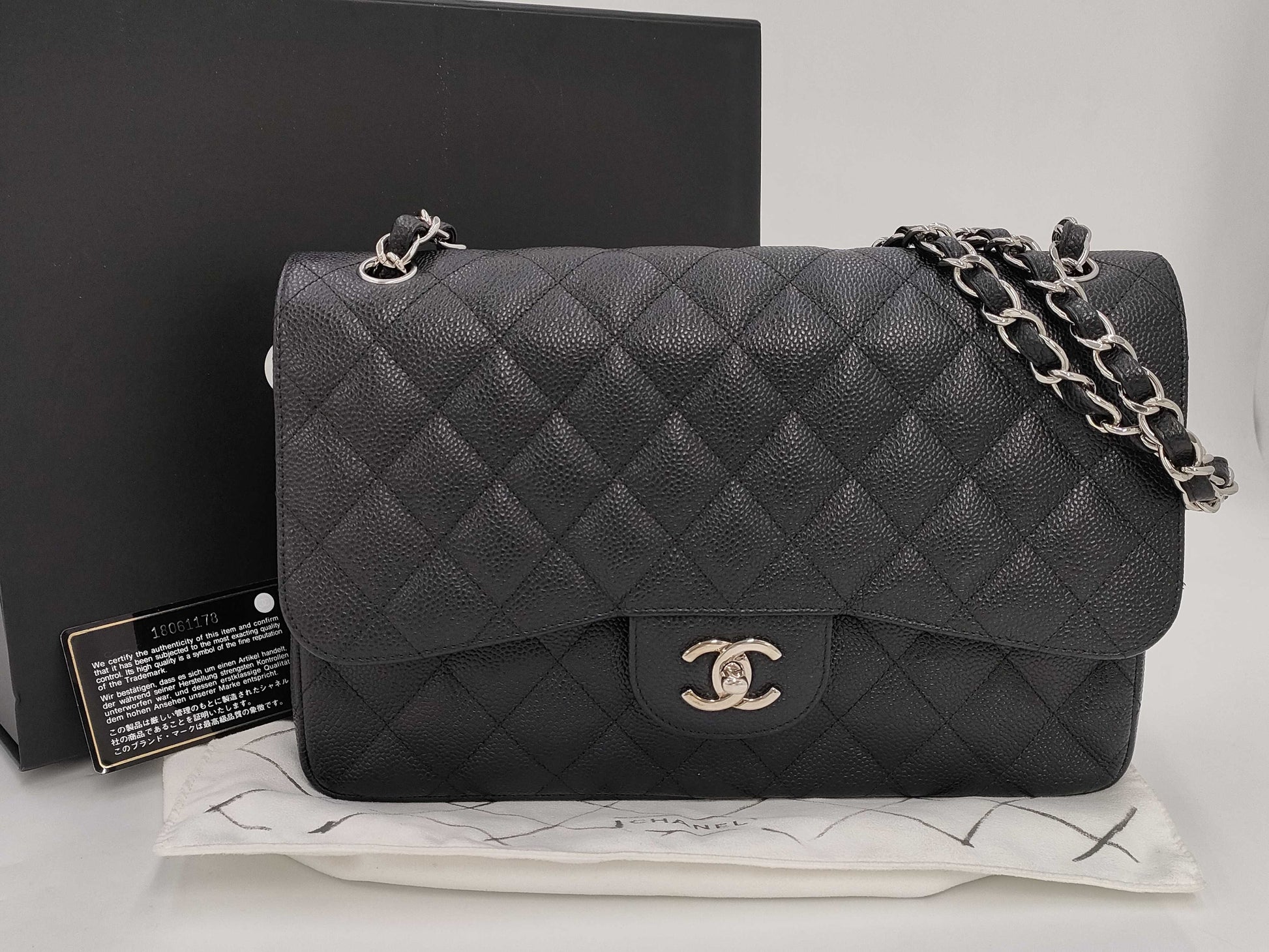 CHANEL CHANEL Matelasse 30 Classic Caviar Leather Shoulder Bag with Silver Hardware A58600