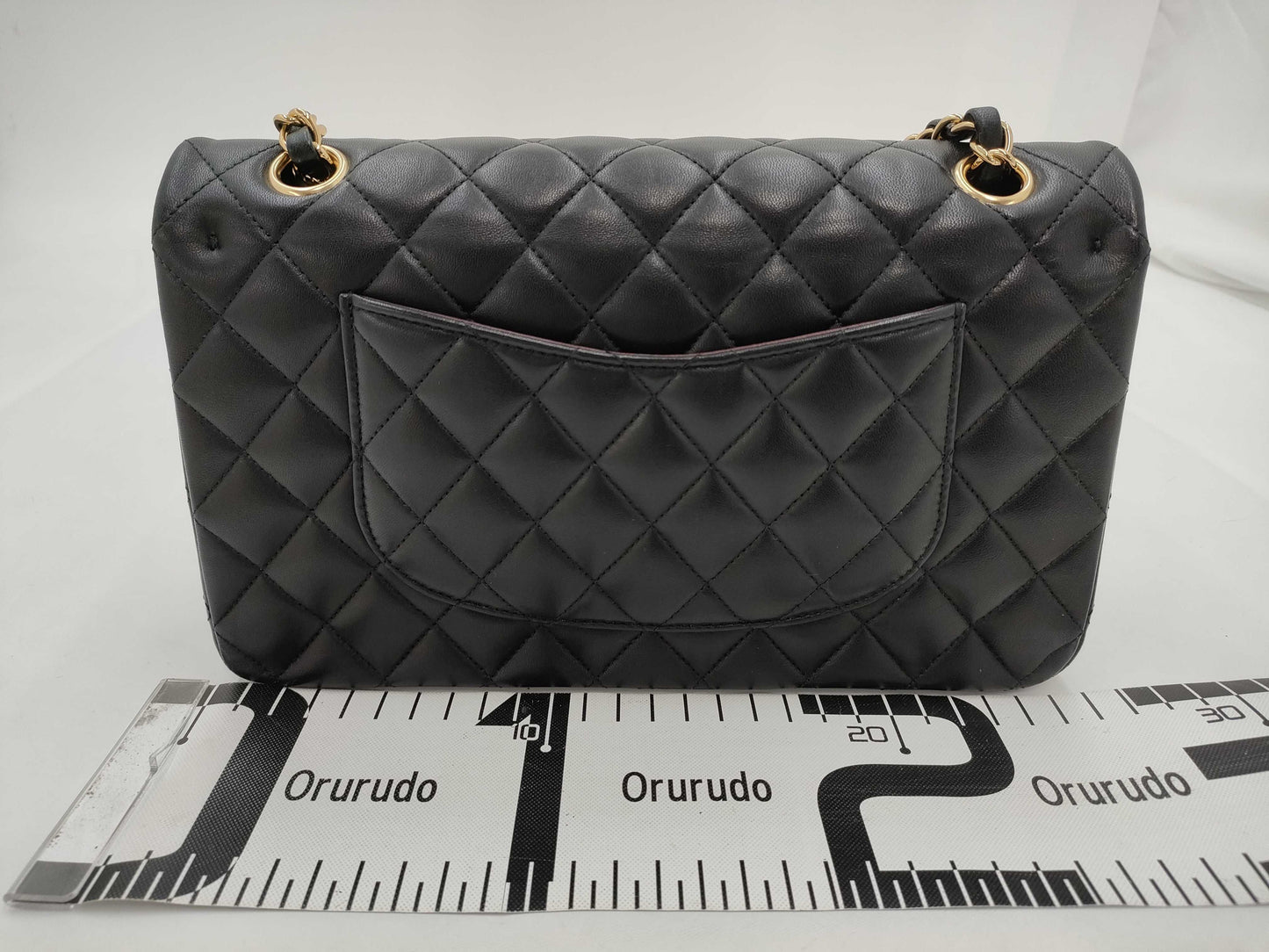 CHANEL CHANEL Matelasse 25 Classic Lambskin Shoulder Bag with Gold Hardware A01112