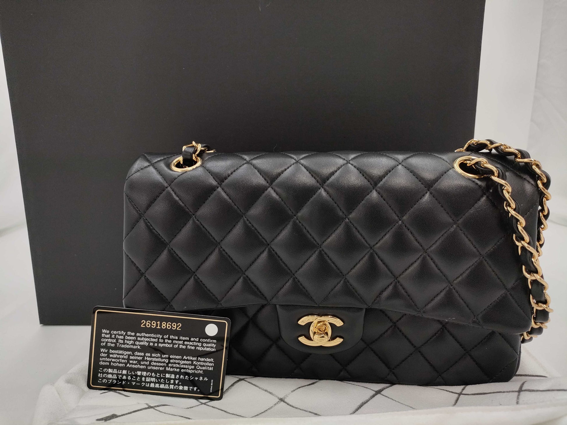 CHANEL CHANEL Matelasse 25 Classic Lambskin Shoulder Bag with Gold Hardware A01112