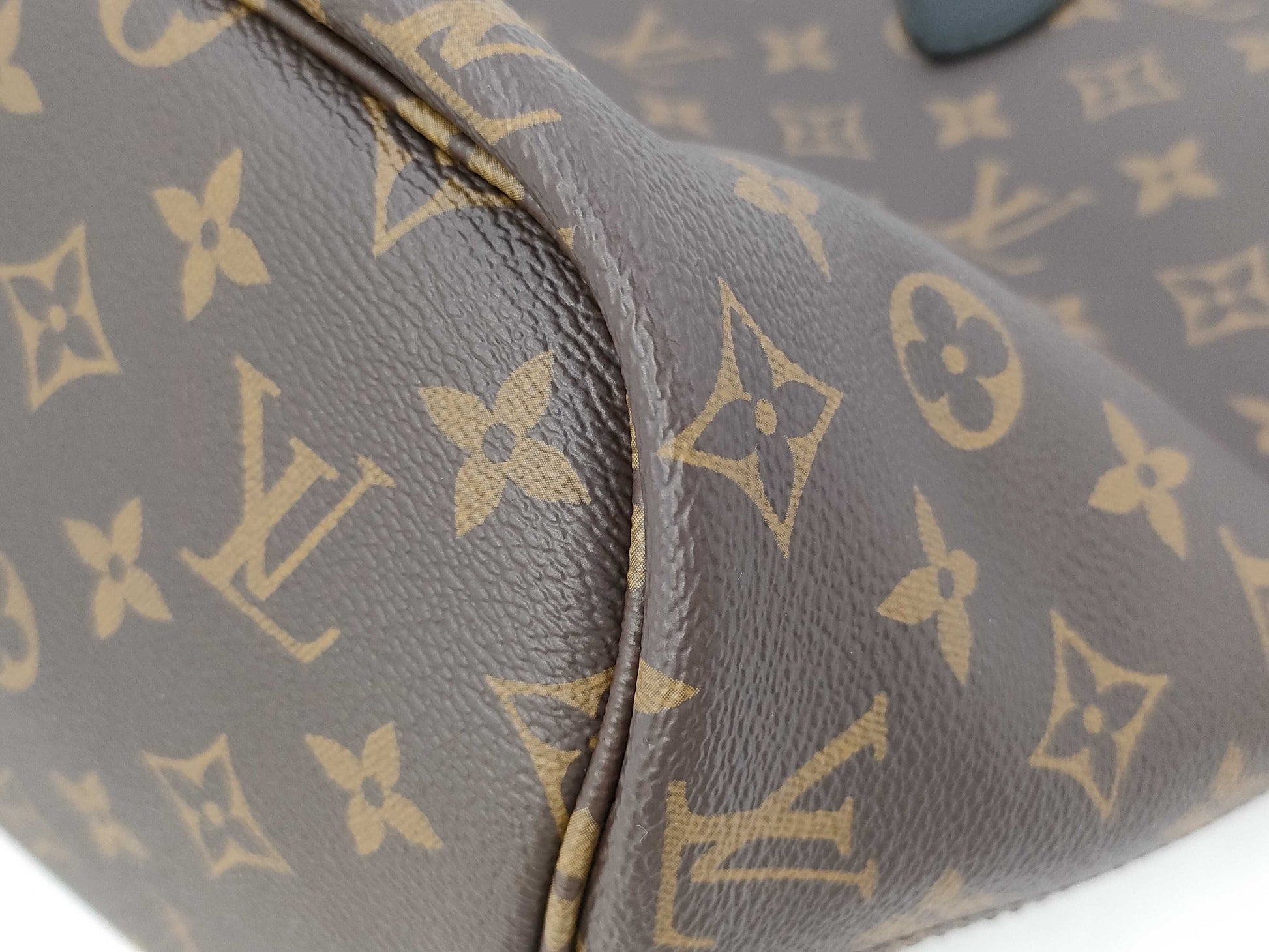 LOUIS VUITTON Monogram Reversible Neverfull Inside-Out MM Tote Bag M11946