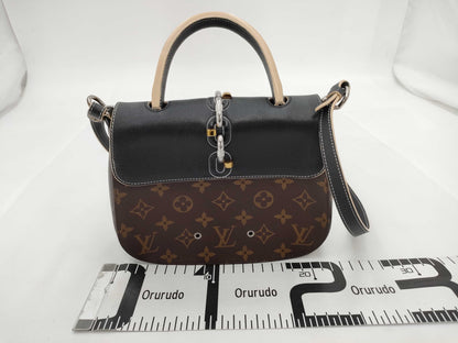 LOUIS VUITTON Louis Vuitton Monogram Chain It M44115 Shoulder Bag