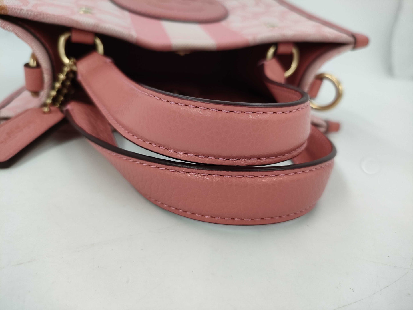 COACH Signature Dempsey Tote 22 True Pink CQ878 Handbag