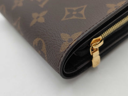 LOUIS VUITTON Monogram Canvas Giant Reverse Canvas Portefeuille Juliette M69432 Wallet