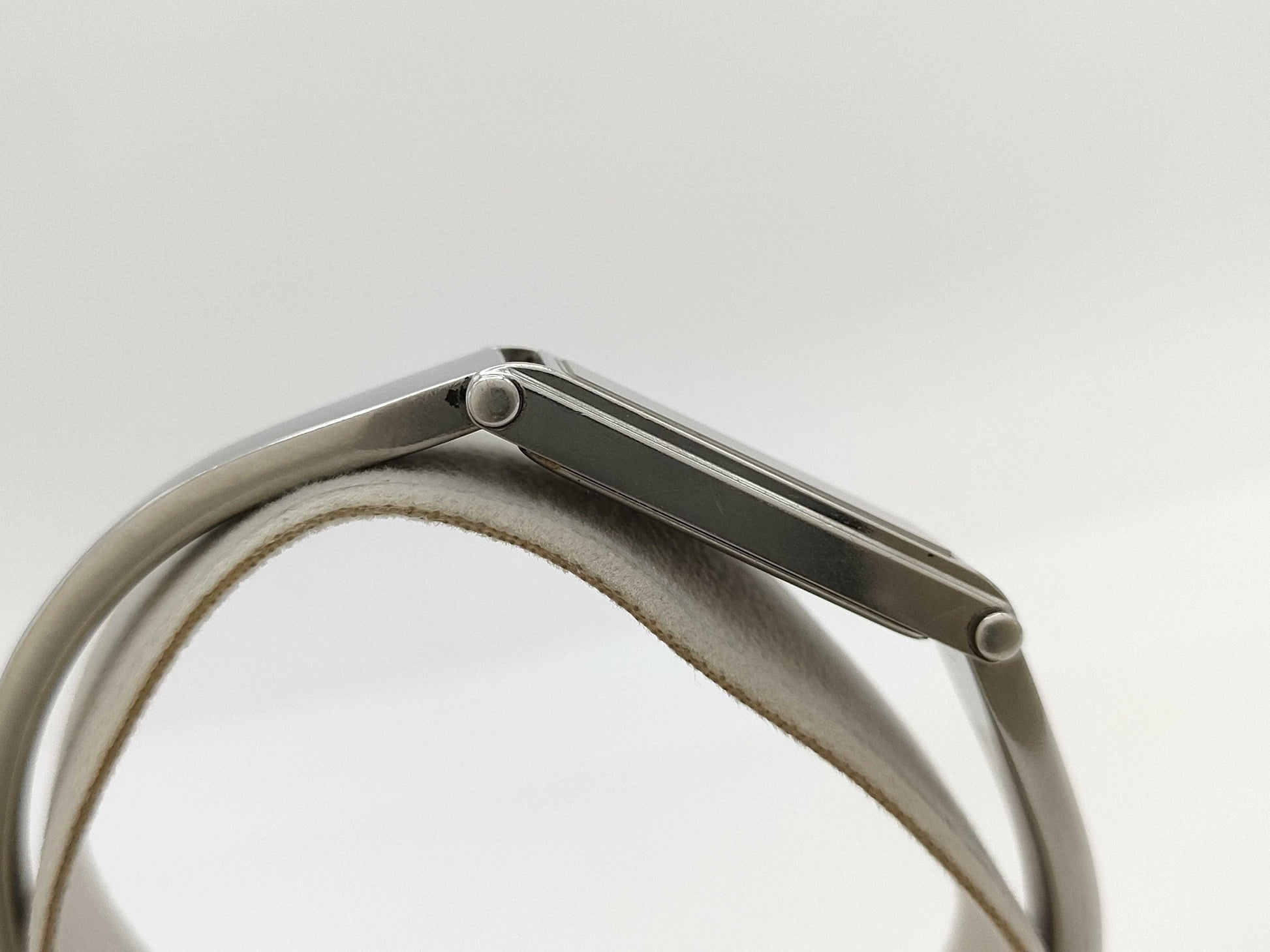 GUCCI 1500L 0877084 Quartz Women's Watch