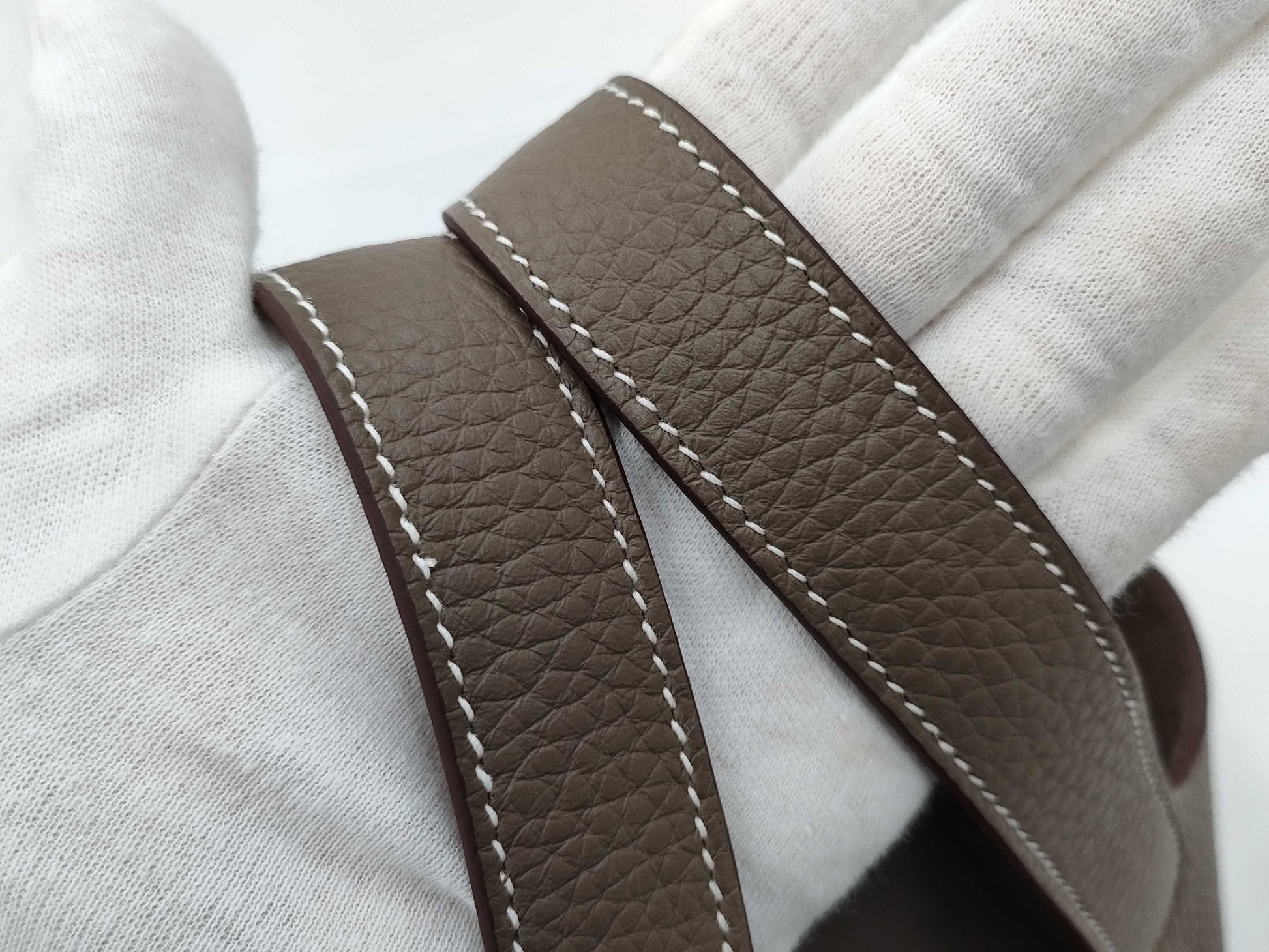 HERMES Picotin Lock 18 Taurillon Clemence Leather Handbag with Silver Hardware, K Stamp