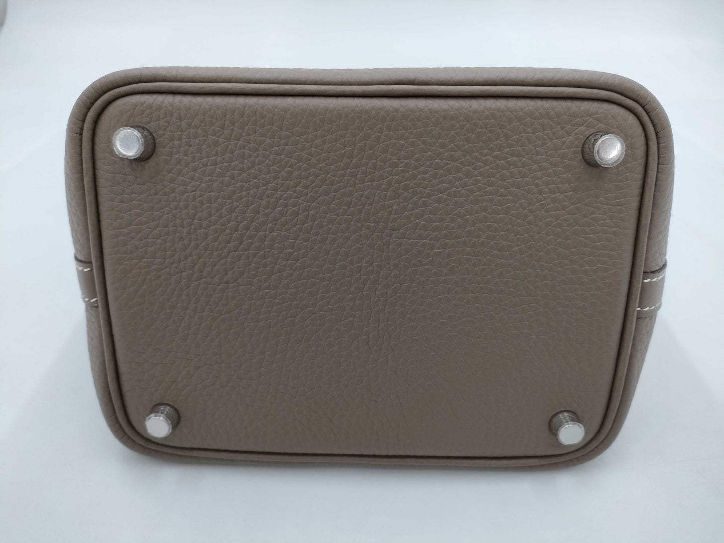 HERMES Picotin Lock 18 Taurillon Clemence Leather Handbag with Silver Hardware, K Stamp